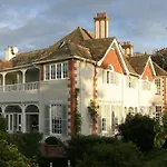 Highlands Country House